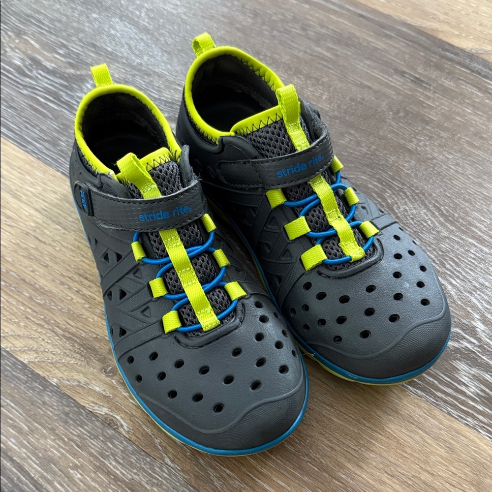 Stride Ride Made2Play Phibian shoes size 13